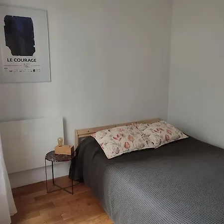 Apartamento Flat Next To Paris With Garden Suresnes